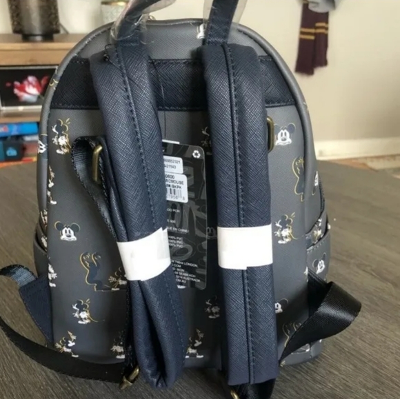 Loungefly Disney Mickey Mouse Mini Backpack Spooked Spooky DISNEY PARK BAG NWT - Picture 3 of 7